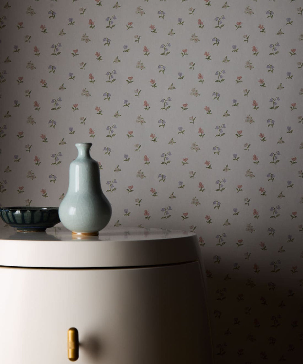 Clara Wallpaper, Blush