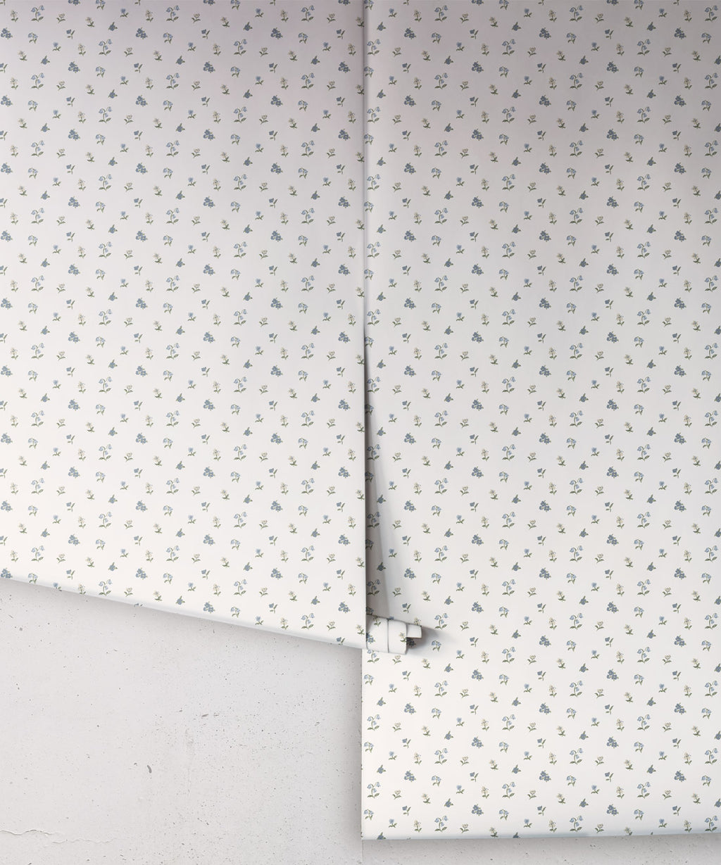 Clara Wallpaper, Periwinkle