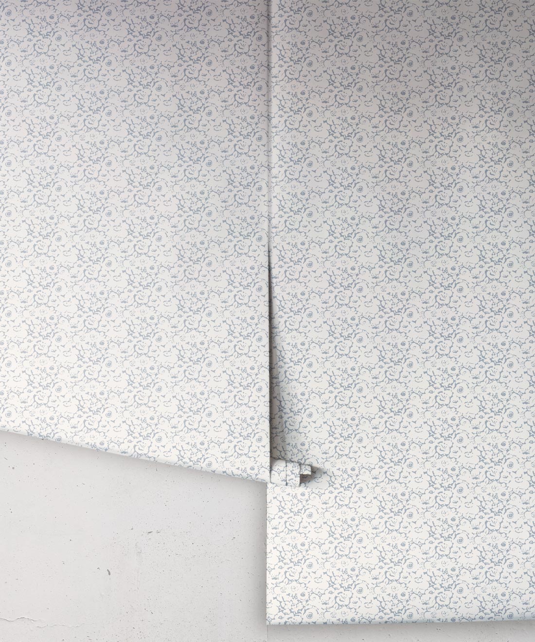 Lark Wallpaper, Periwinkle