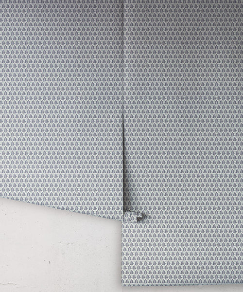 Sprig Wallpaper, Indigo