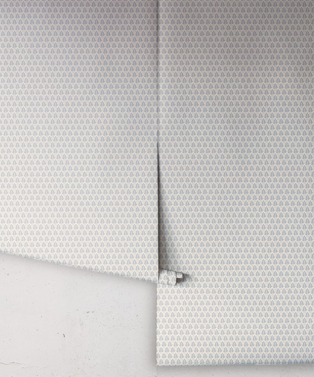 Sprig Wallpaper, Periwinkle