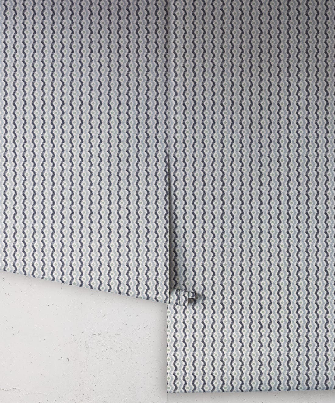 Cello Wallpaper, Indigo