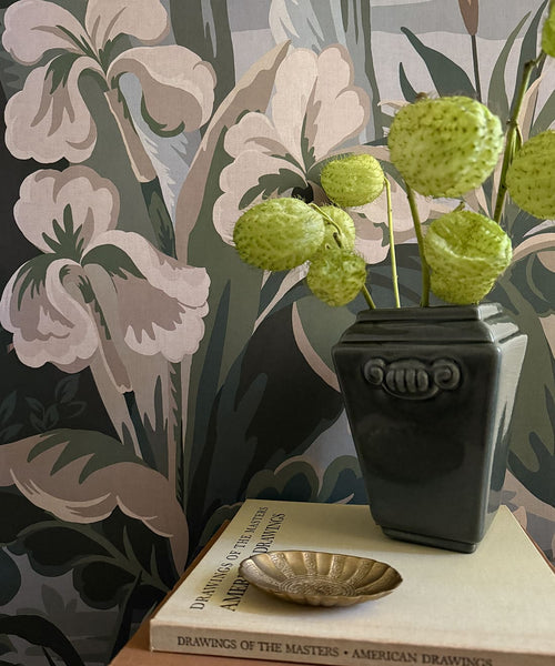 The Glenn Mural, Periwinkle