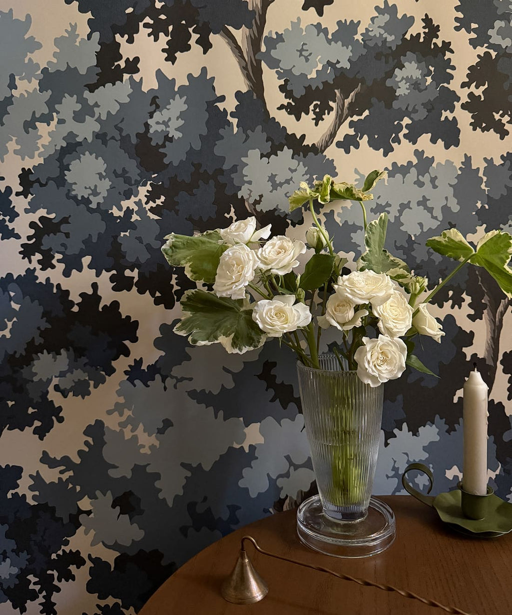 Great Oak Wallpaper, Indigo
