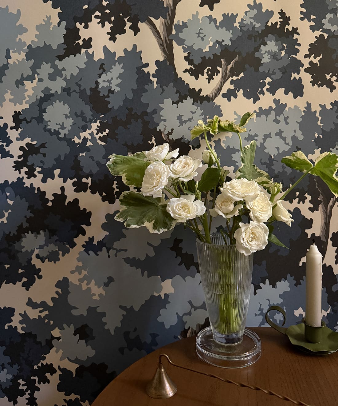 Great Oak Wallpaper, Indigo