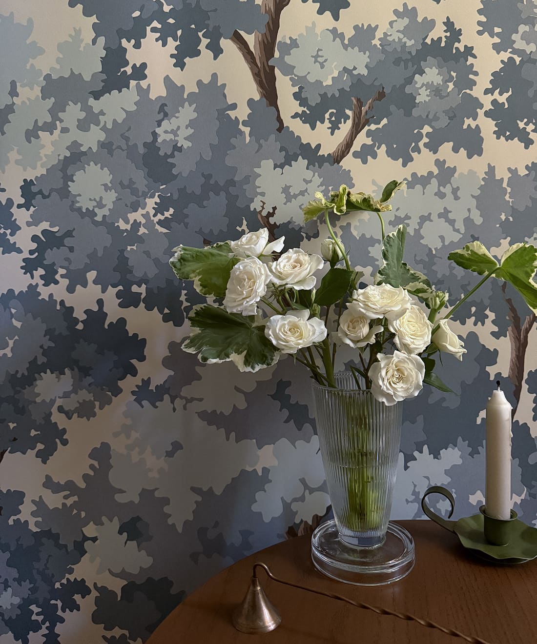 Great Oak Wallpaper, Periwinkle