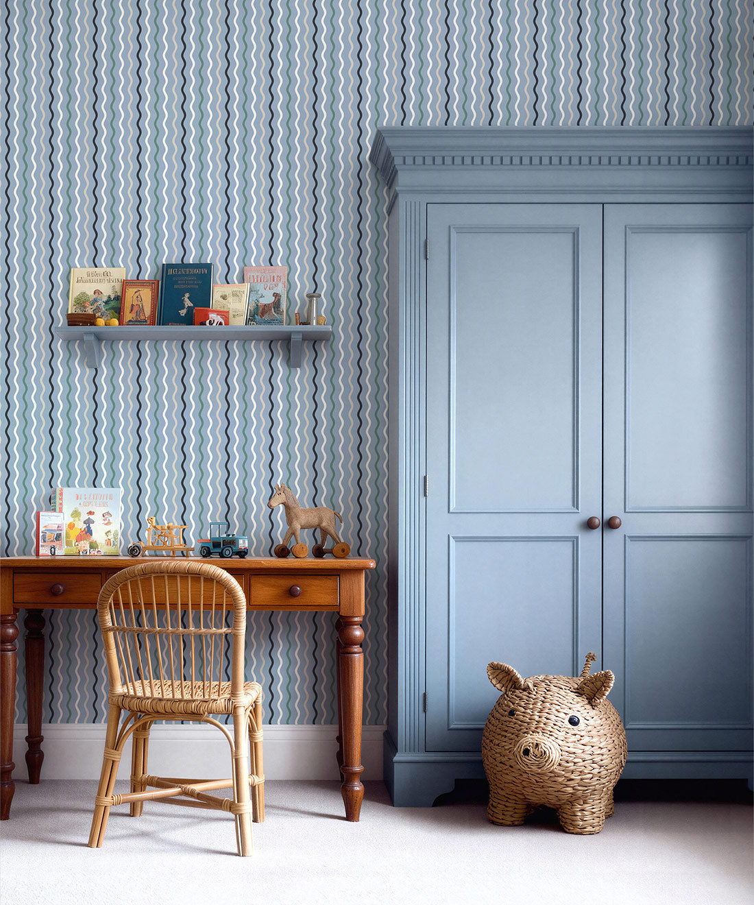 Topsy-Turvey Wallpaper, Periwinkle