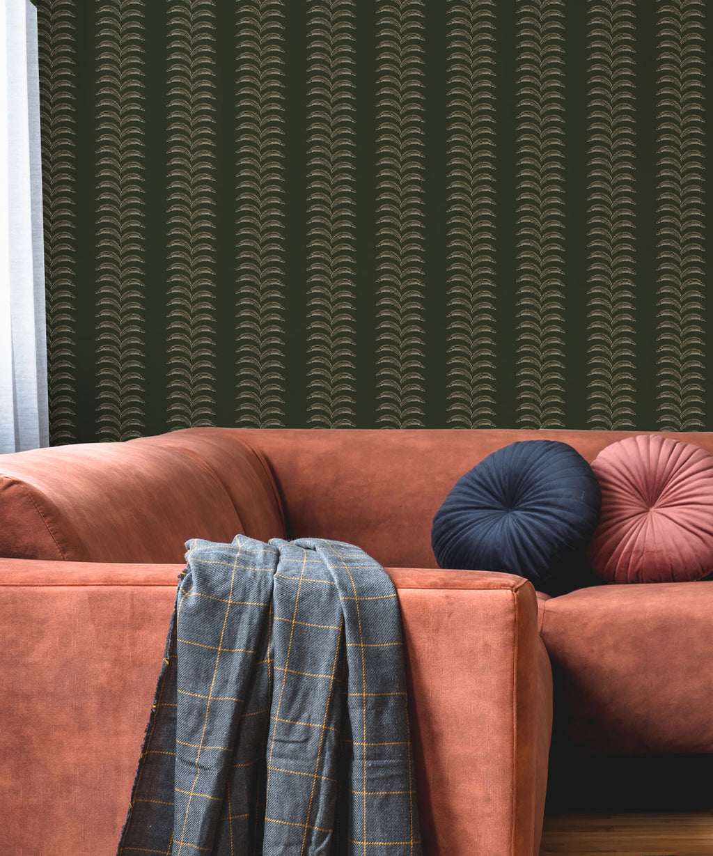 Travelling Vine Wallpaper, Ivy Green