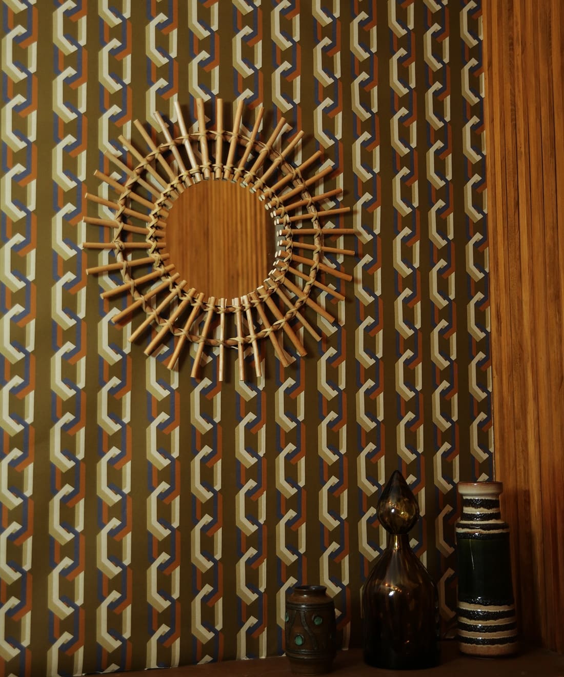 Chain of Fools Wallpaper, Ginger