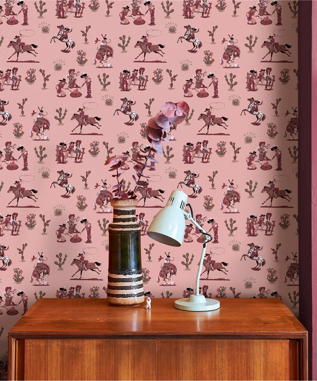 Cliftonville Cowgirls Wallpaper, Motel