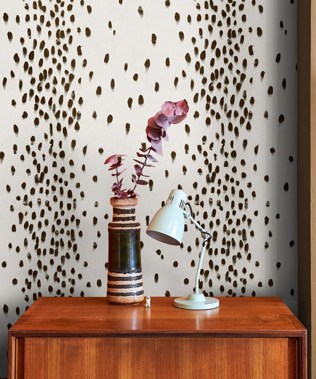 Tottenham Dalmatian Wallpaper, Cocoa
