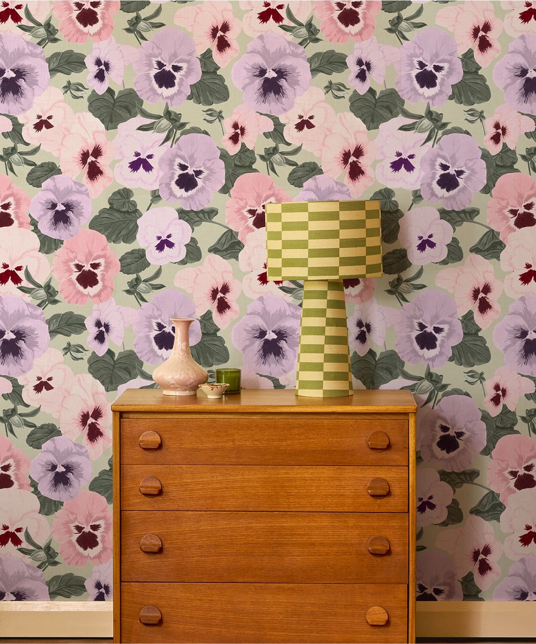 Big Pansy Wallpaper, Pistachio