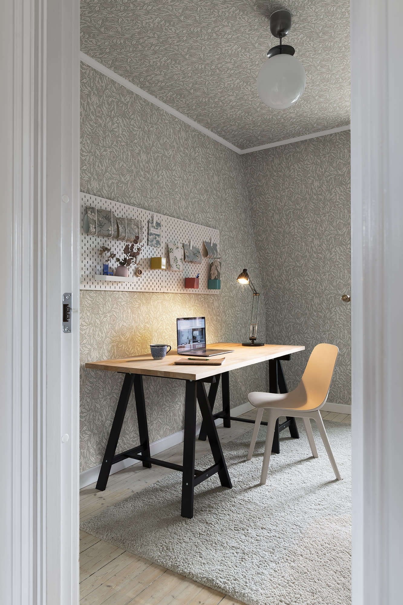 Olof, Sage Green