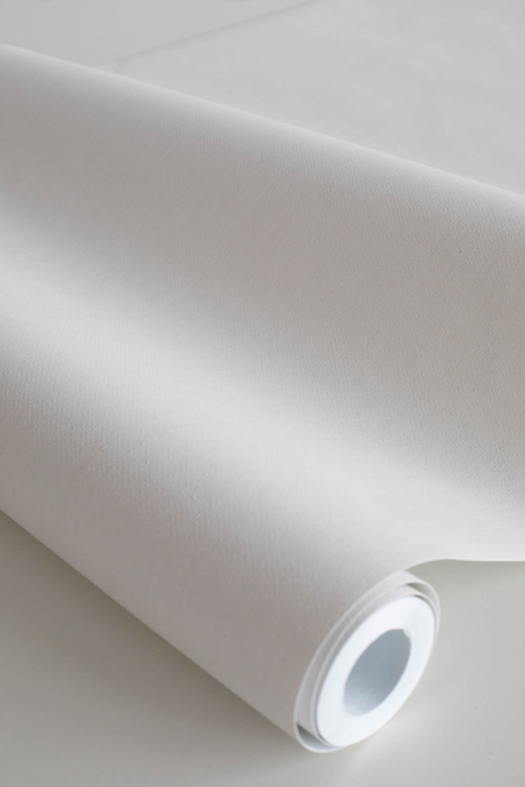 Linne, White