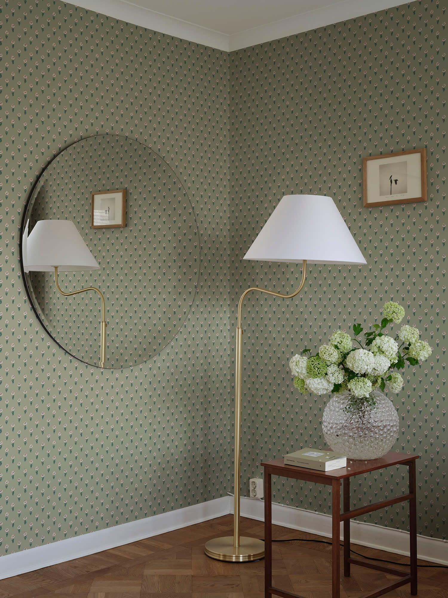 Betty, Green