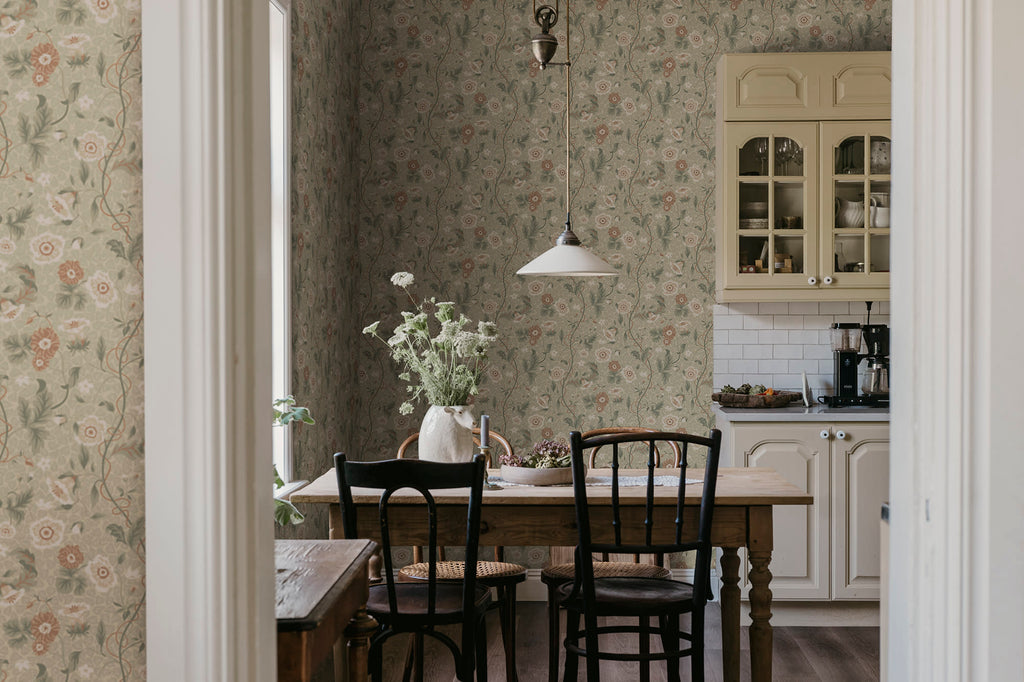 Ulla, Garden Green