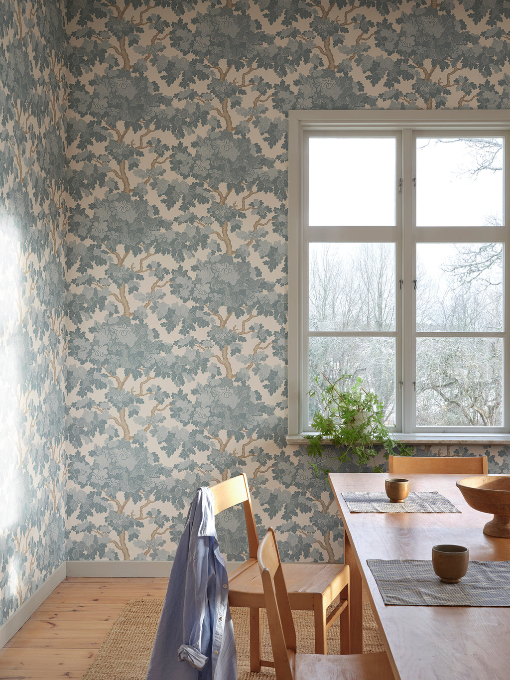 Eken, Light Blue