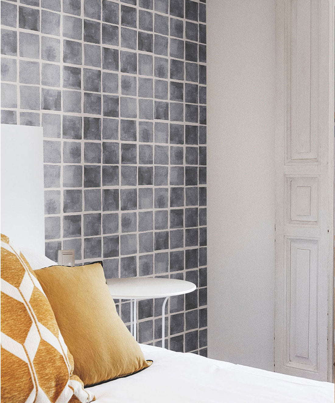 Carrée Wallpaper, Charcoal White