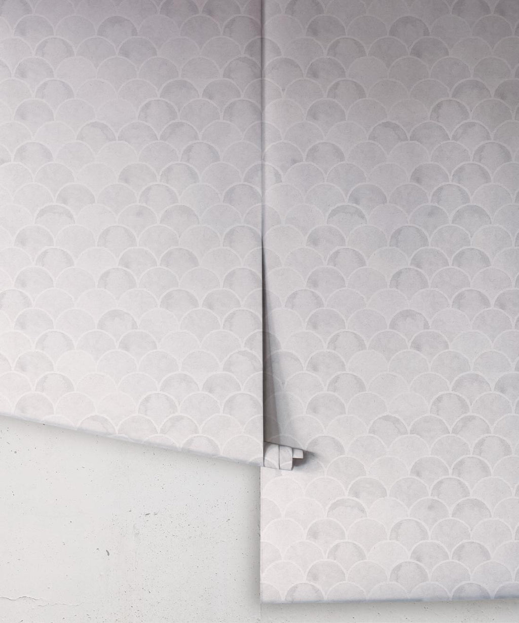 Écailles Wallpaper, Grey White