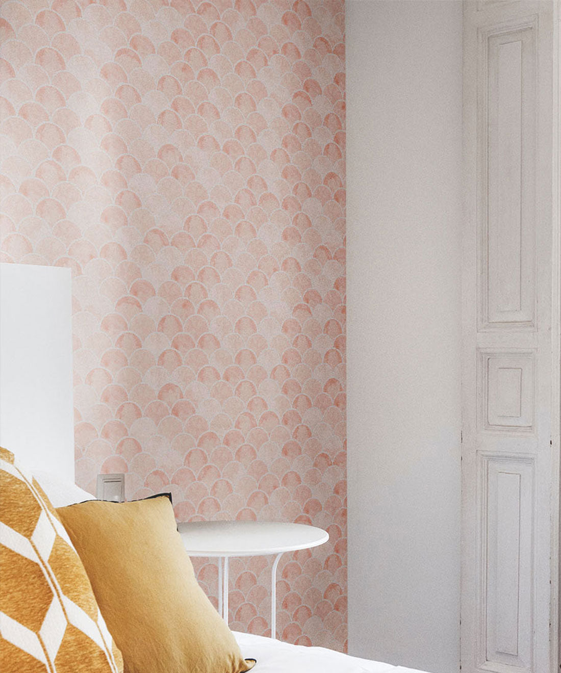 Écailles Wallpaper, Salmon Light Beige