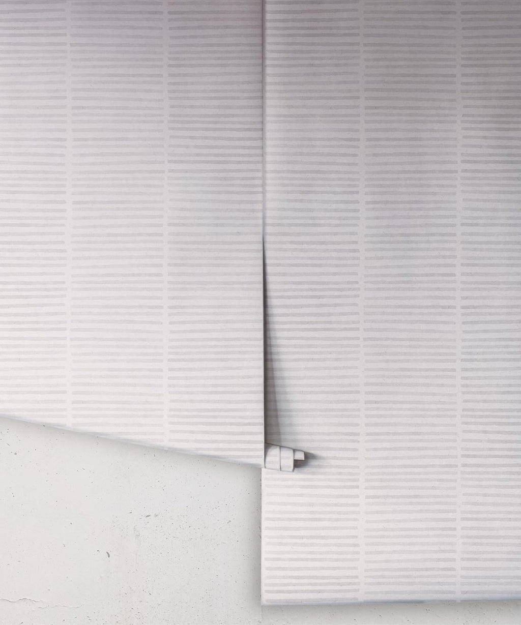 Lignes Wallpaper, Grey White