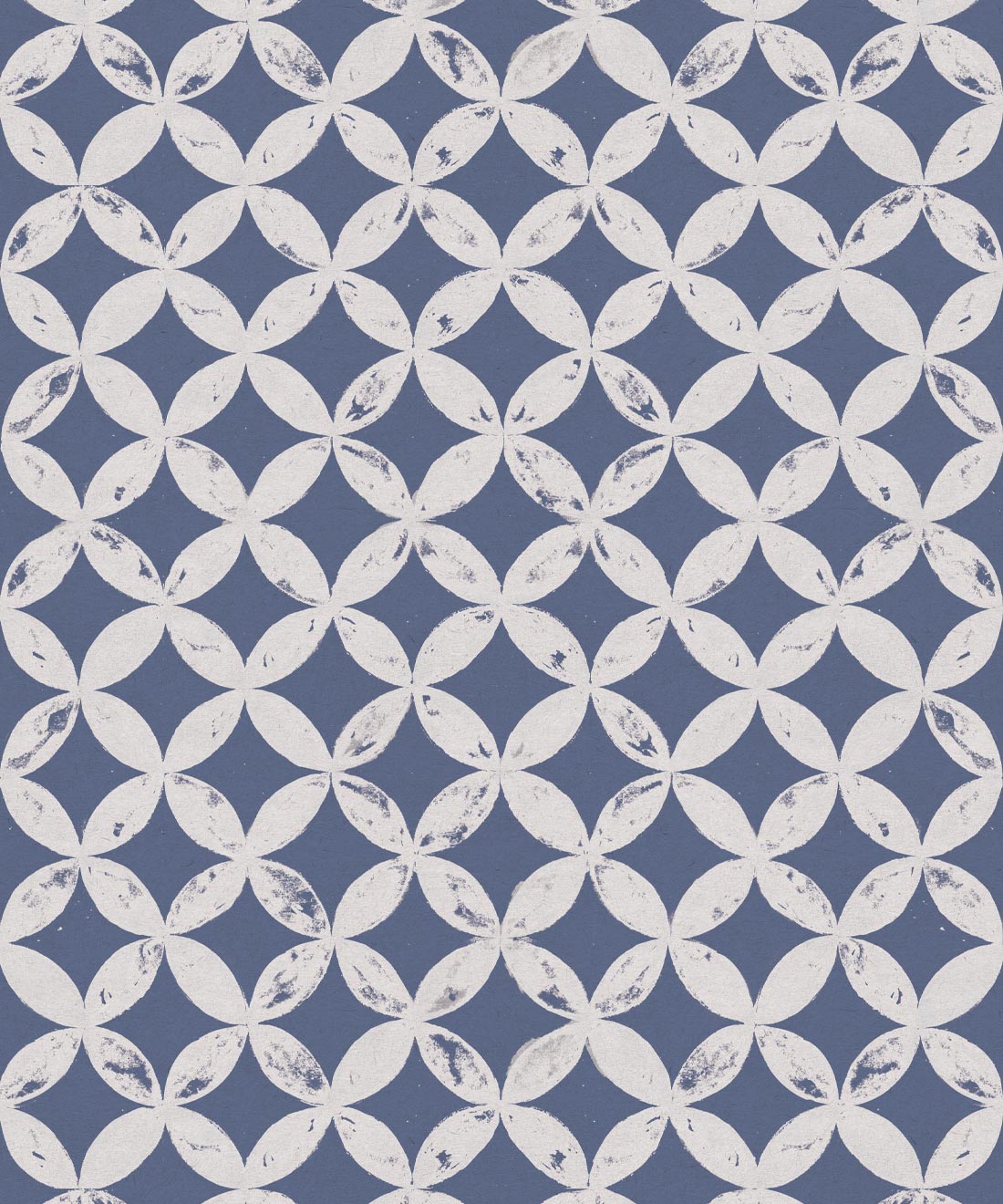 Pétales Deux Wallpaper, Snow Navy