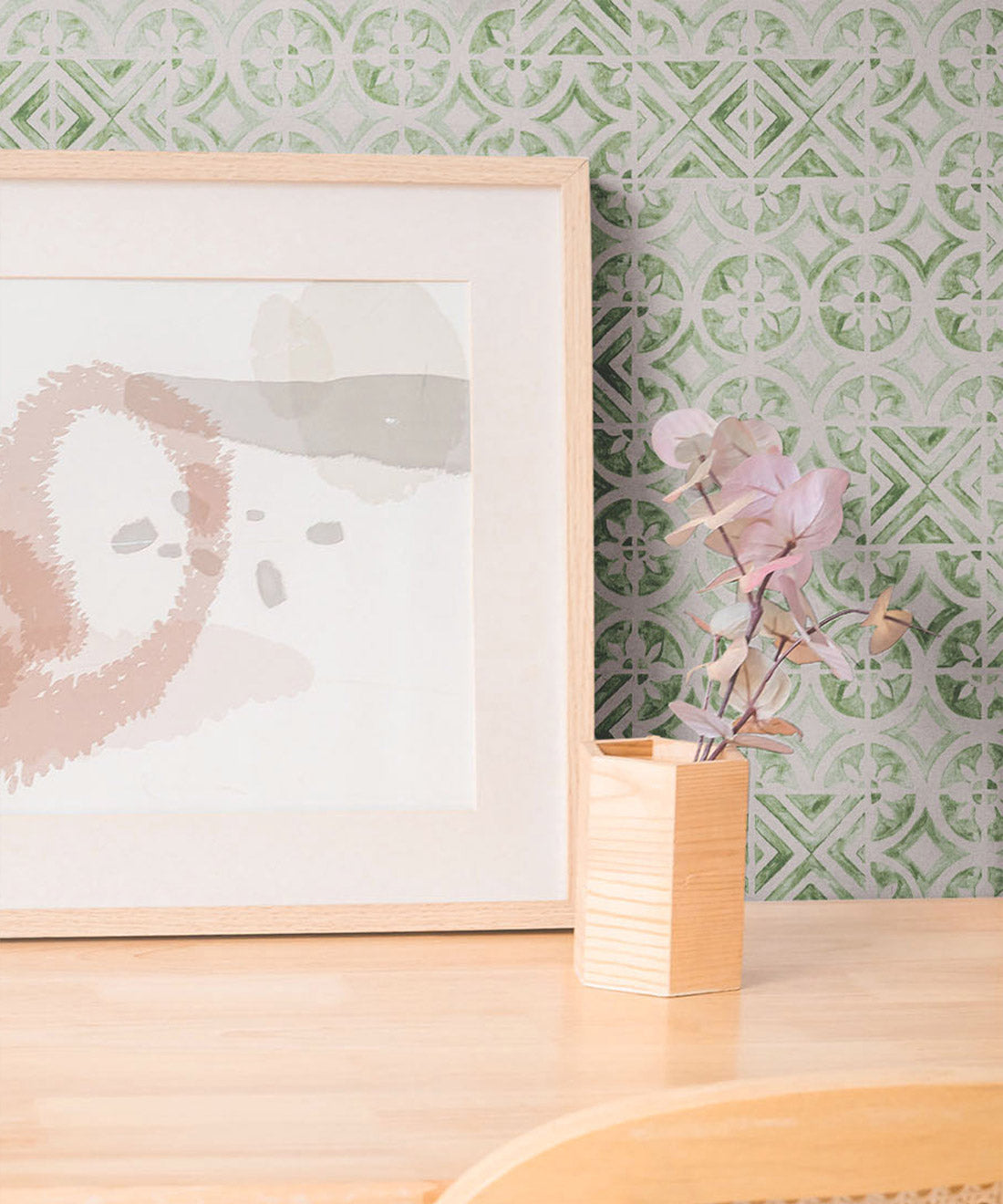 Pétales Trois Wallpaper, Sage Light Beige
