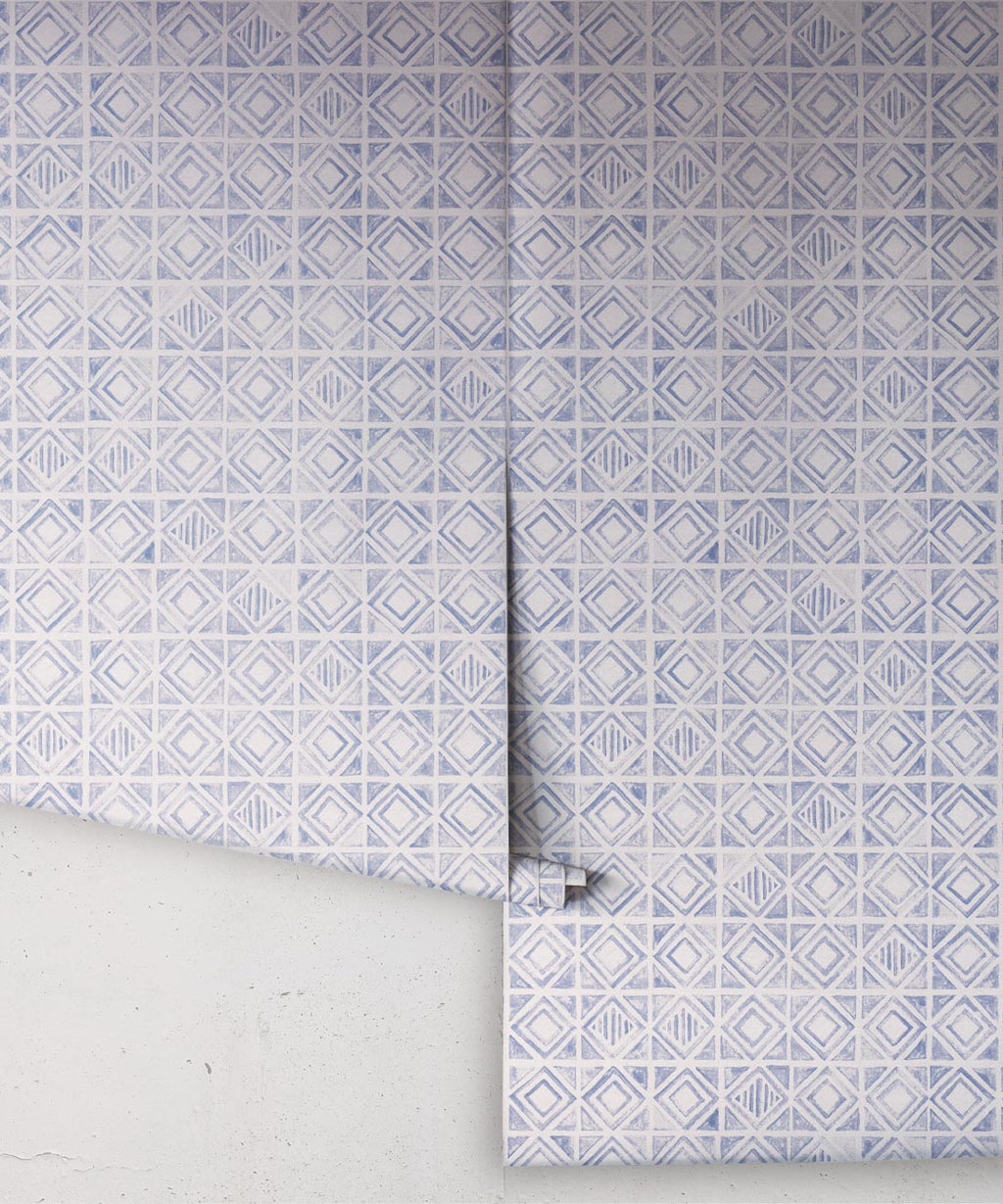 Tuile Wallpaper, Blue White