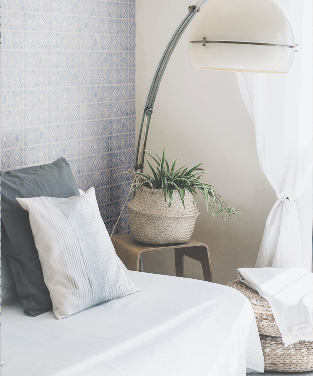 Tuile Wallpaper, Blue White