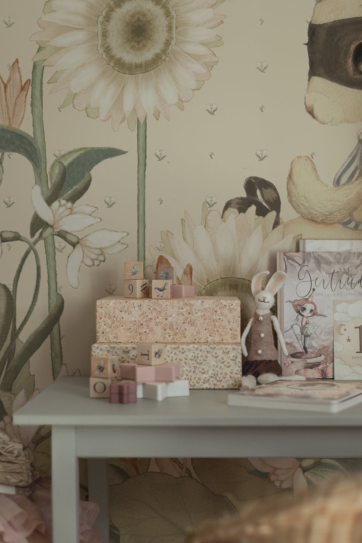Sunflowers for Gittan – White