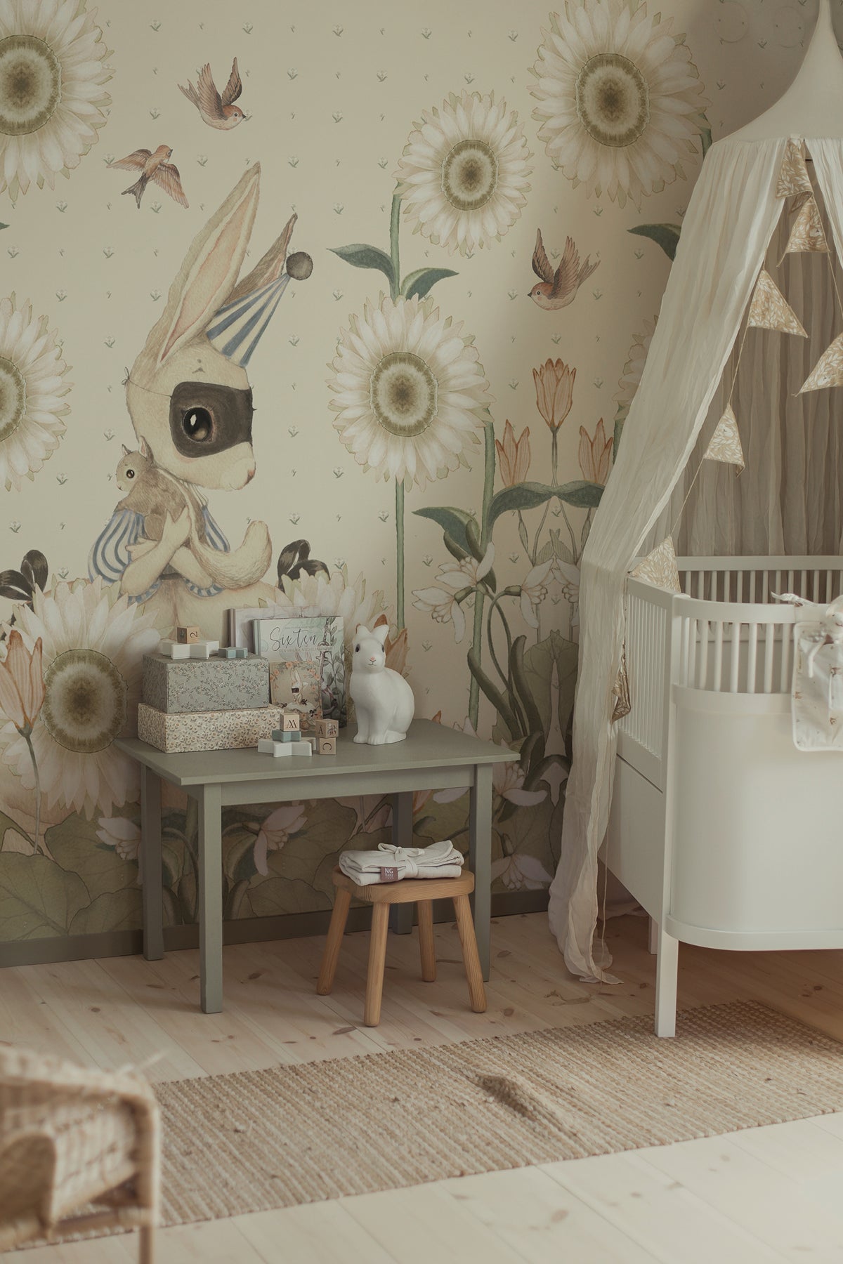Sunflowers for Gittan – White