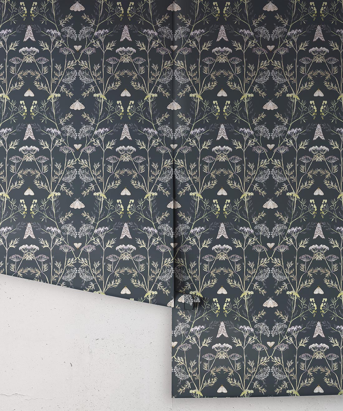Queen Anne’s Lace Wallpaper, Charcoal