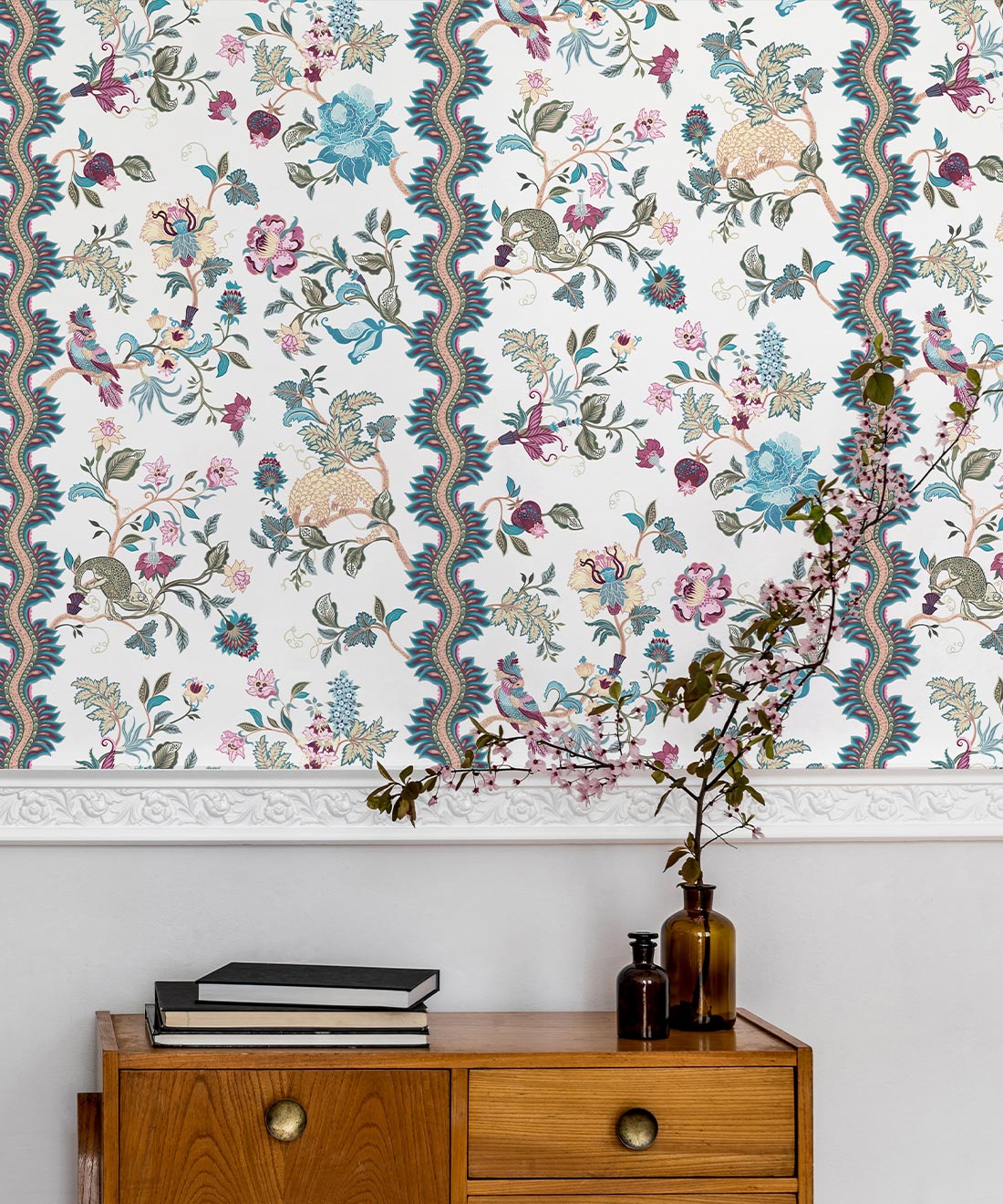 Fantasia Wilds Wallpaper, White