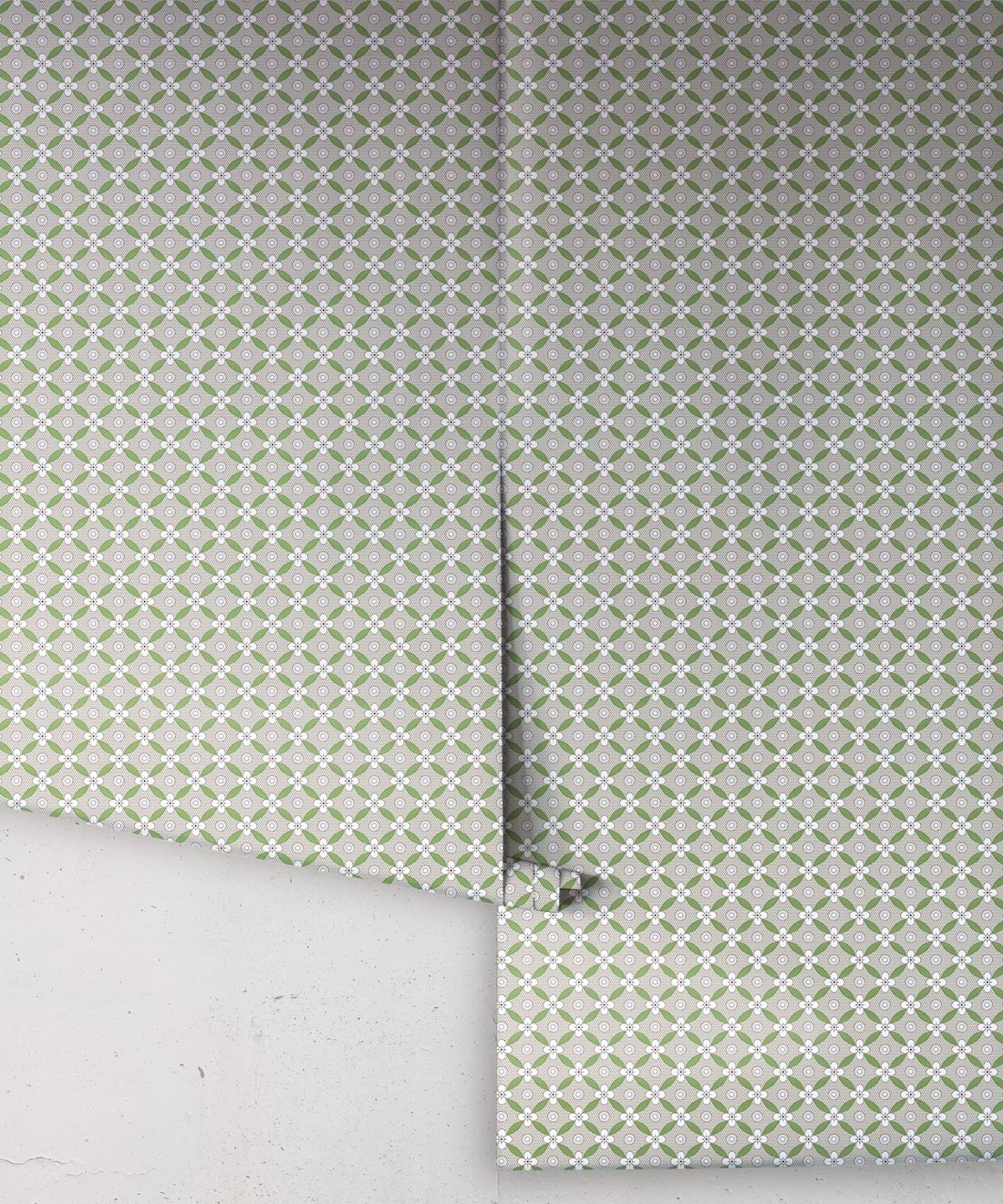 Petite Wallpaper, Fern Green