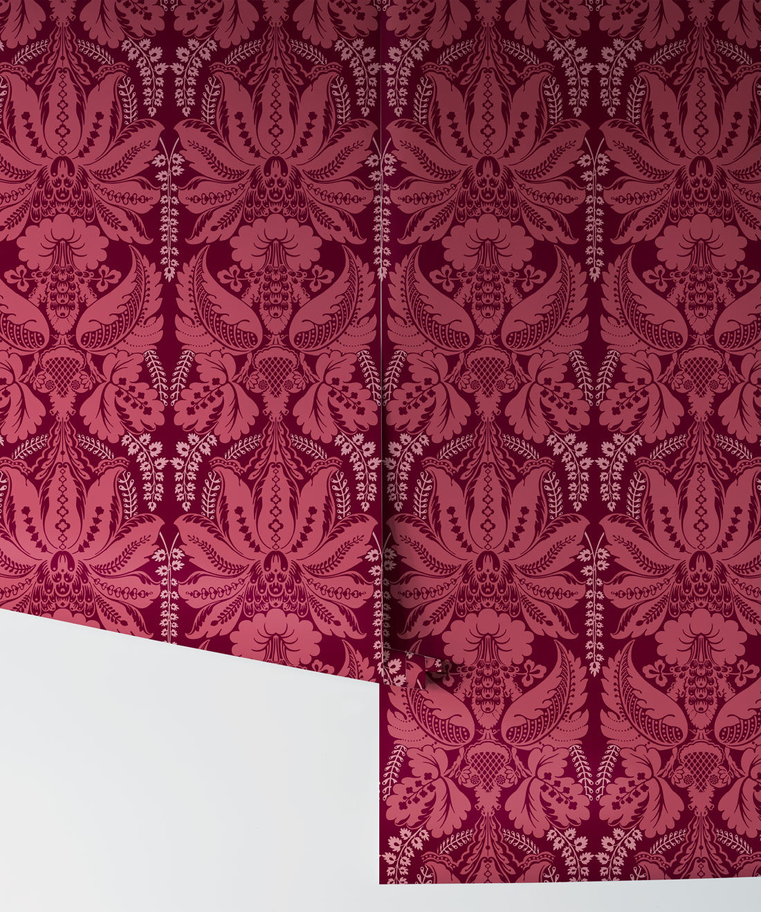 Windsor Wallpaper, Crimson