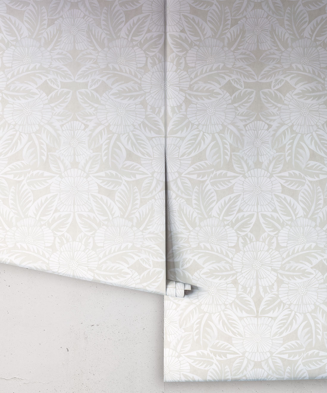 Calcutta Wallpaper, Beige