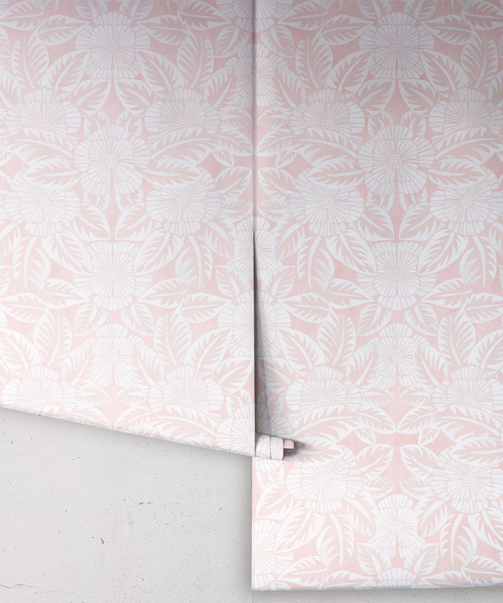 Calcutta Wallpaper, Pink