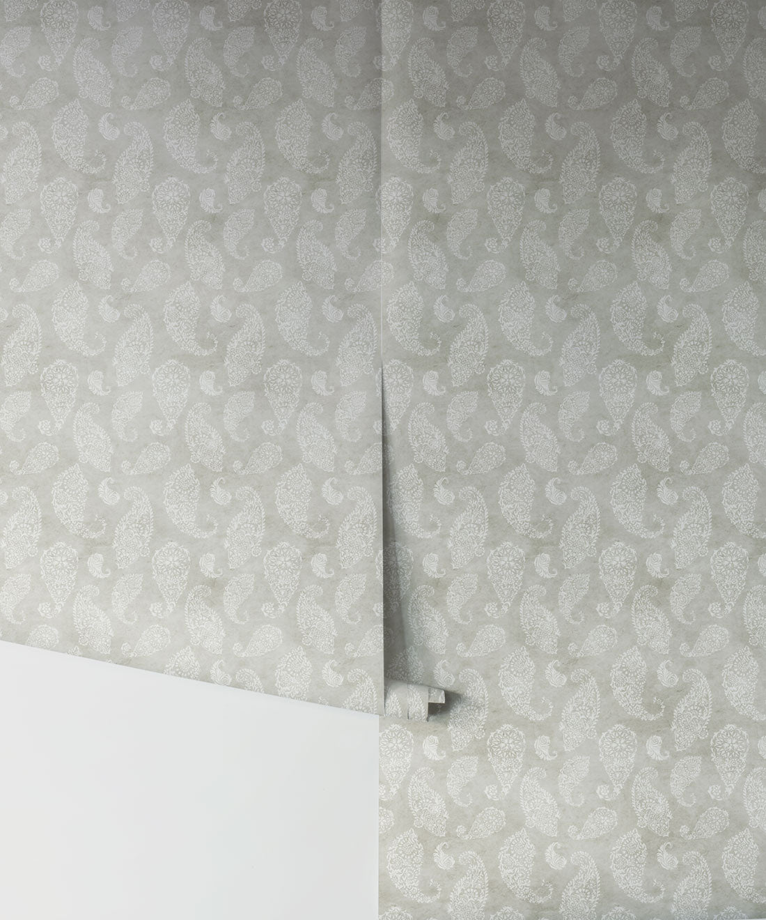 Paisley Wallpaper, Beige