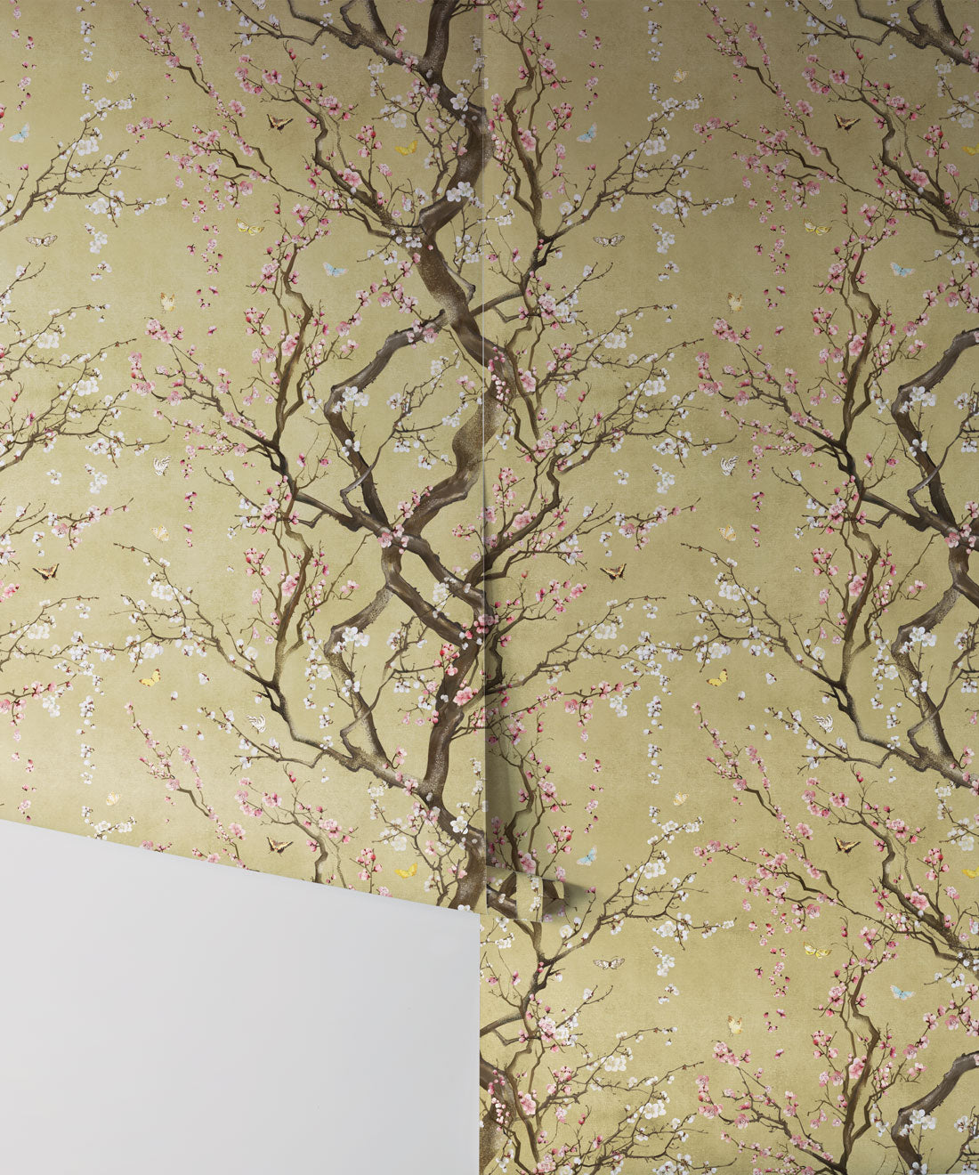 Plum Blossom Wallpaper, Gold
