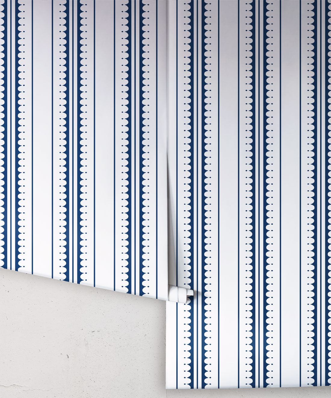 Coquille Wallpaper, Royal Blue