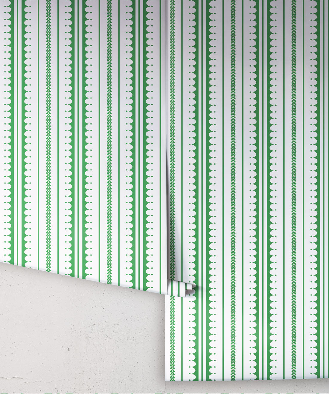 La Grand Coquille Wallpaper, Forest Green