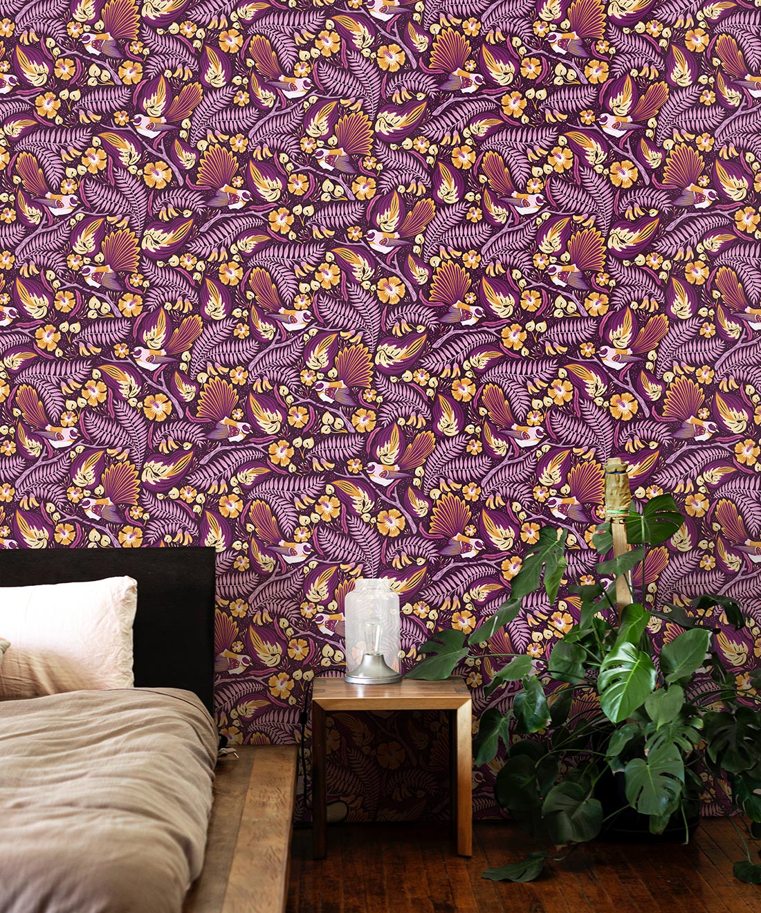Fantails Wallpaper, Berries