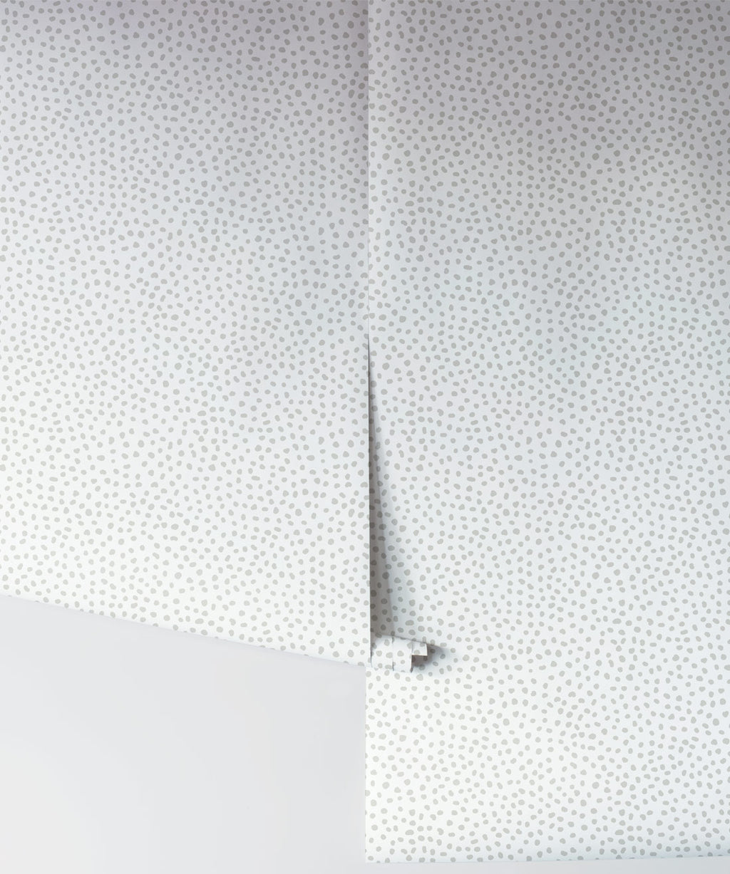 Huddy’s Dots Wallpaper, Grey