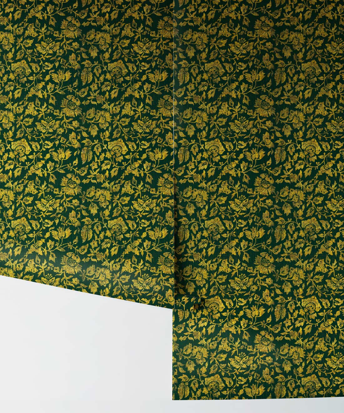 Damask Bloom Wallpaper, Green