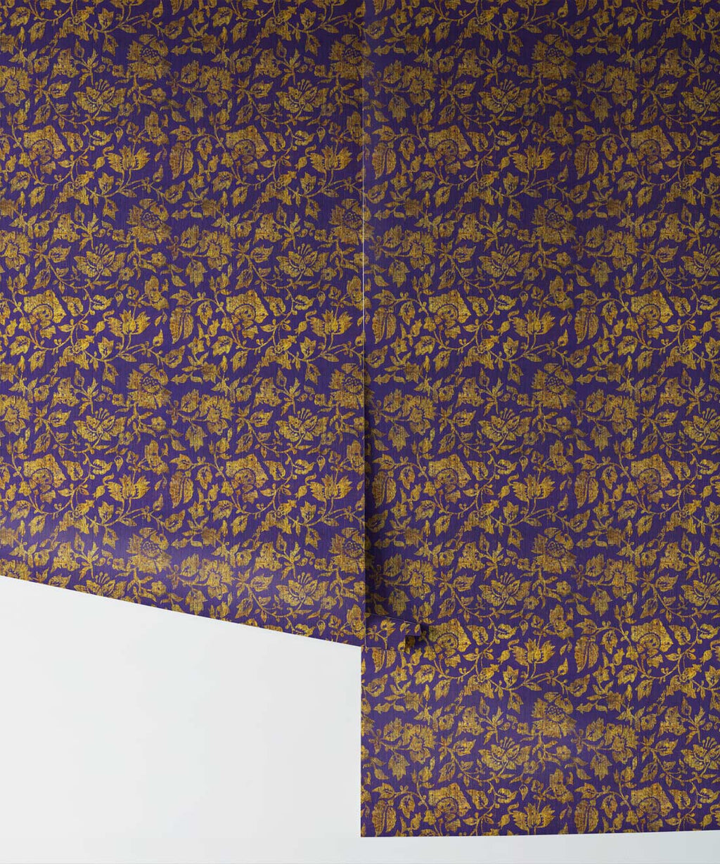 Damask Bloom Wallpaper, Violet