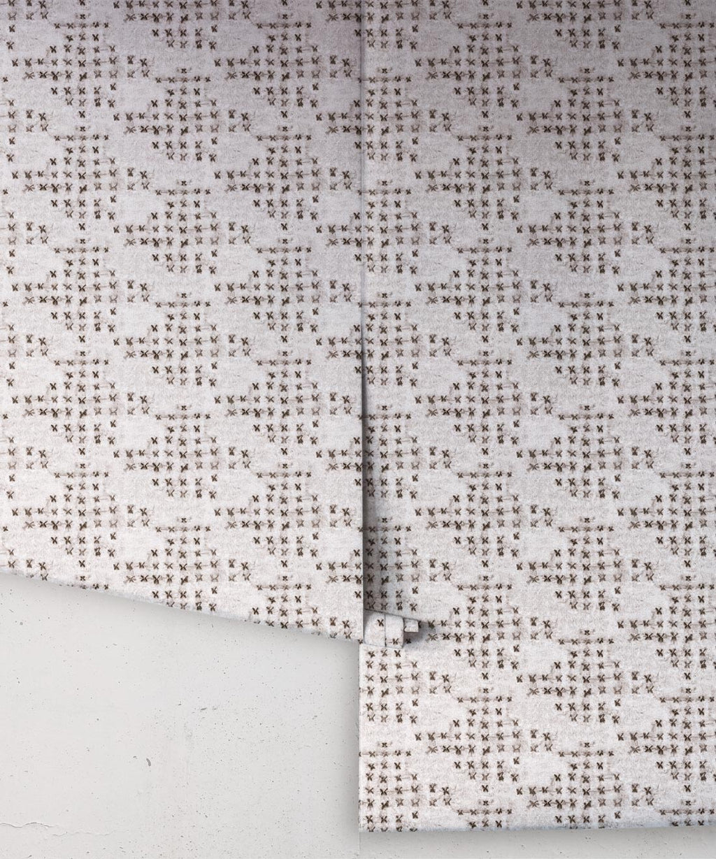 Barre Reverse Wallpaper, Char