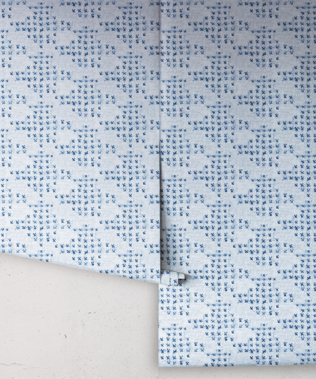 Barre Reverse Wallpaper, Indigo
