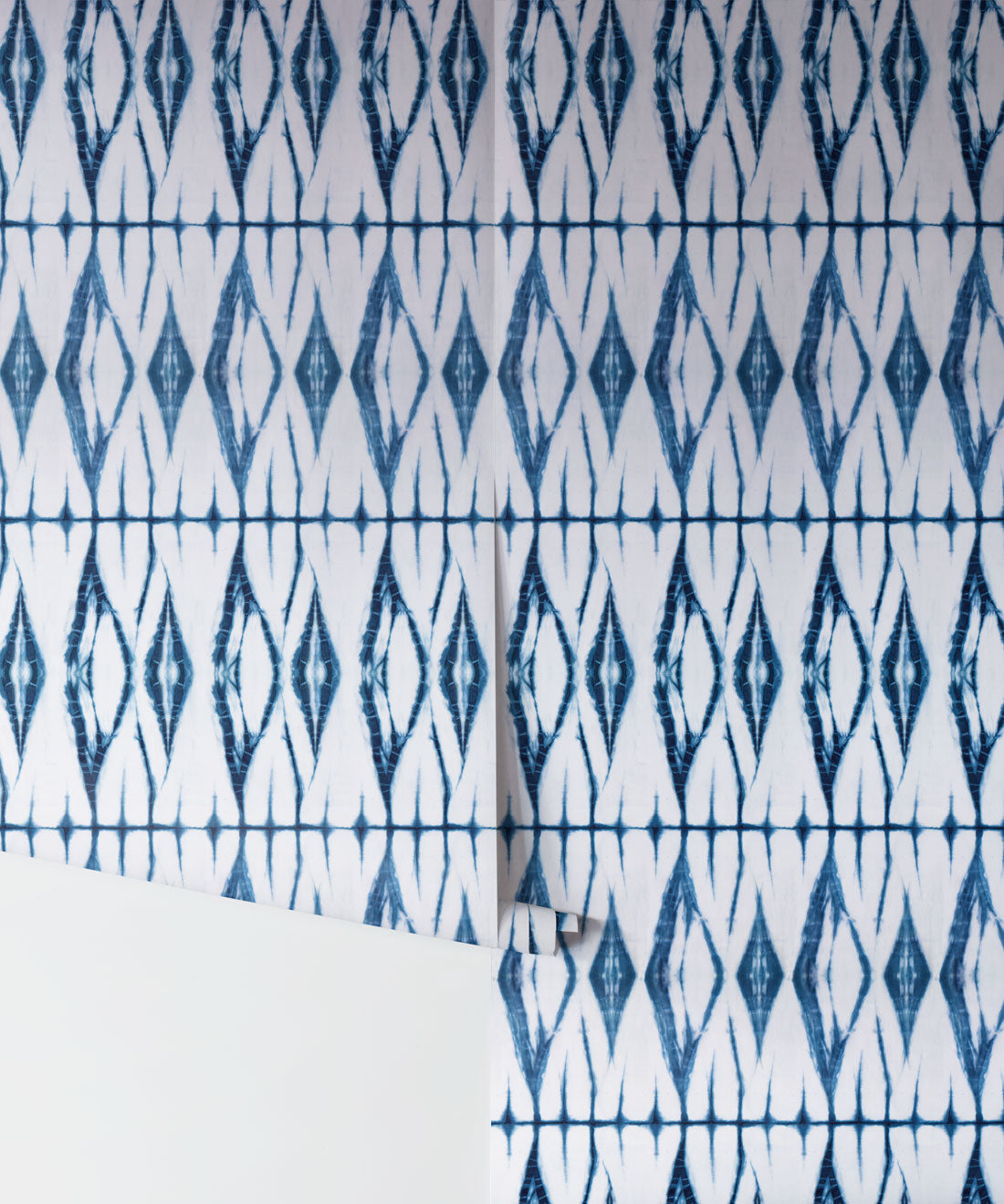 Diamonds Wallpaper, Indigo