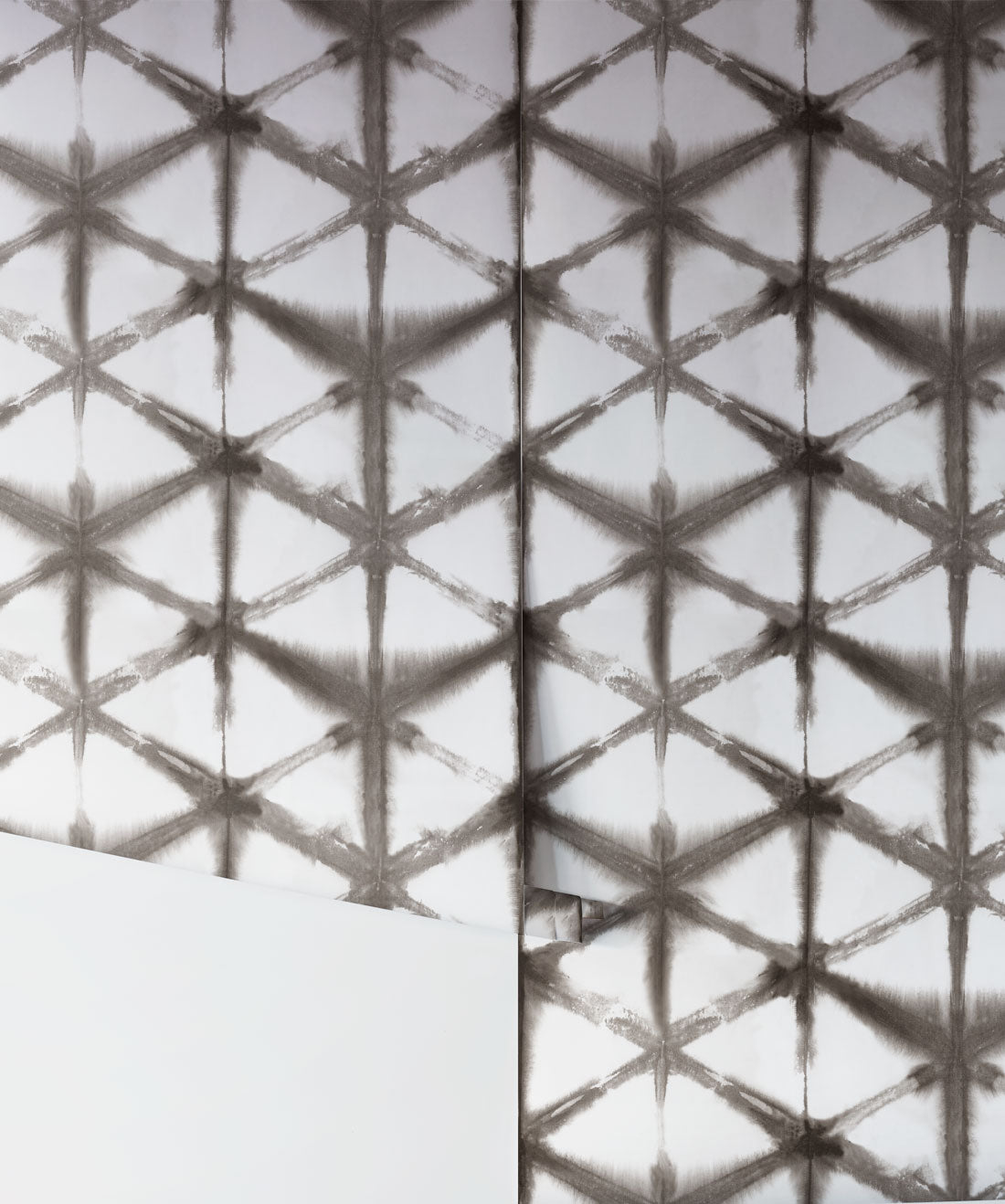 Shibori Star Wallpaper, Driftwood
