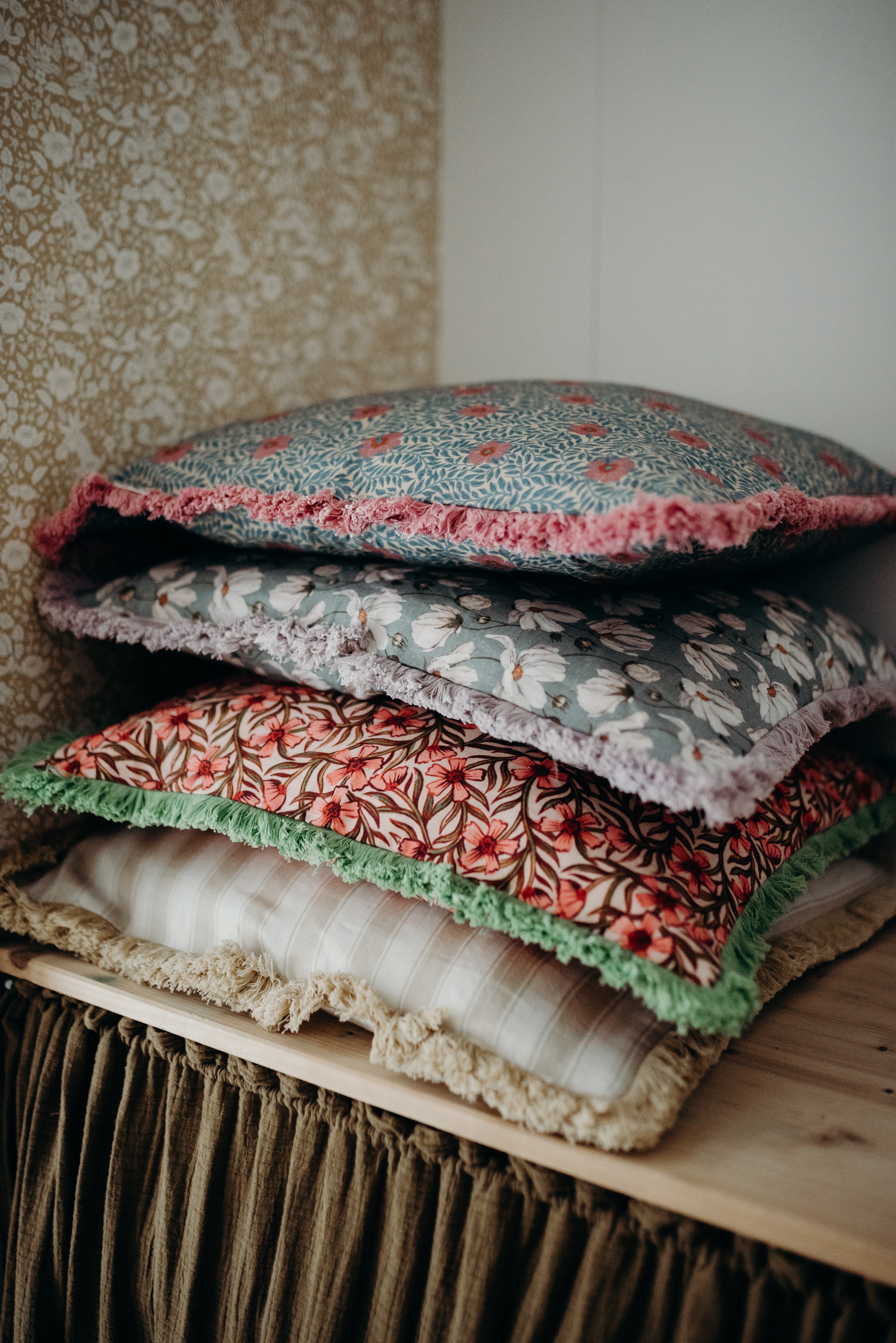 Linen Cushion Cover - Summer Gray - Kicki Pink